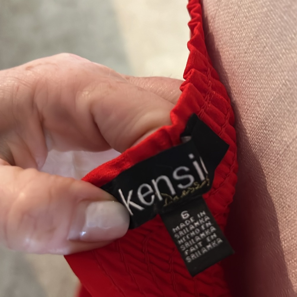 Kenzie Red Midi Dress - Picture 4 of 4